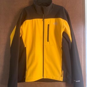 Apex Jacket Gold & Black